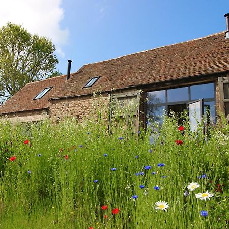 ブリッジノースThe Cart House - Beautiful Contemporary Barn - Hot Tubアパートメント エクステリア 写真